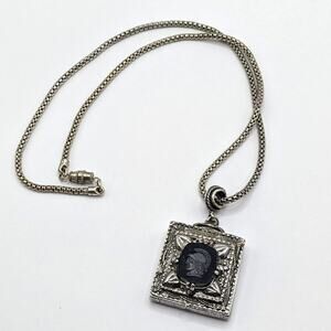 Vintage Tammey Jewels Silver Tone Black Intaglio Soldier Cameo Locket Necklace